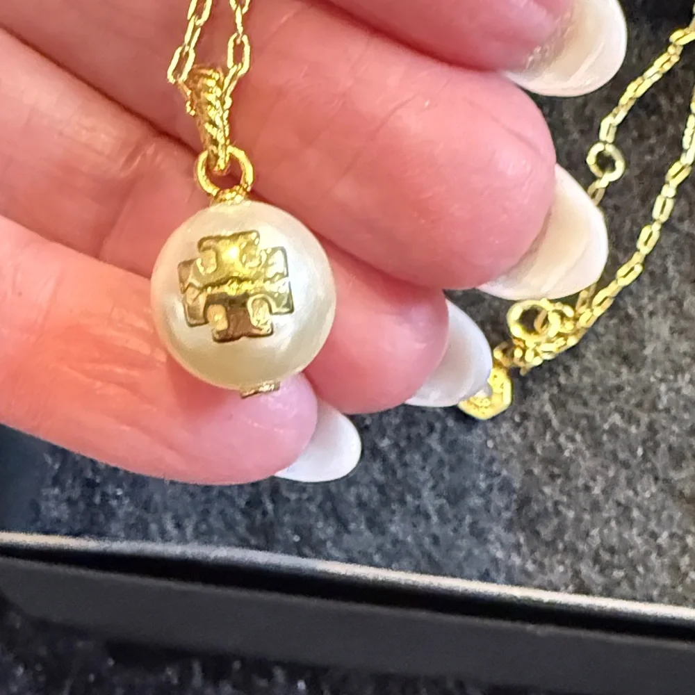 Tory Burch Gold Necklace with Pearl Pendant - Picture 3 of 5